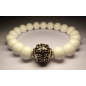 Bracelet mala tibetain en perles en jade blanche