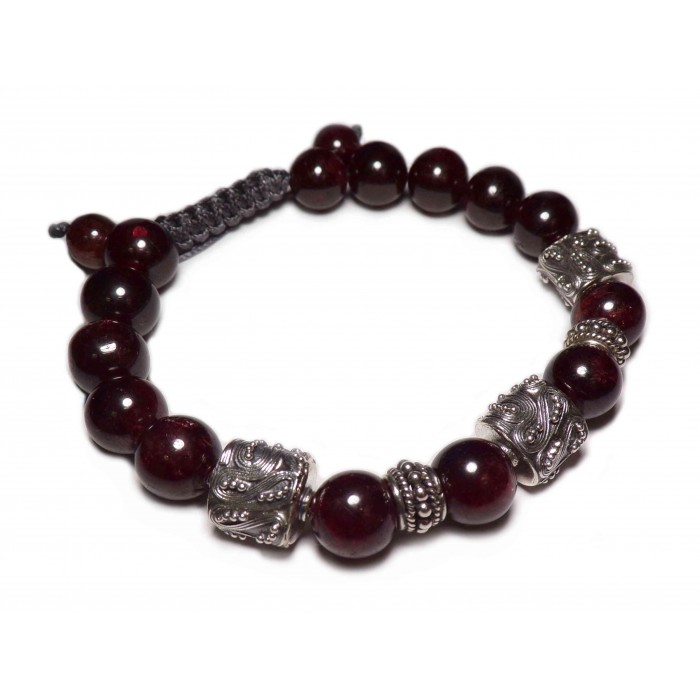 bracelet en perles grenat shamballa