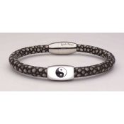 Le bracelet yin yang en galuchat gris