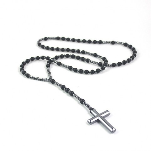 Collier croix pour homme et perles noir