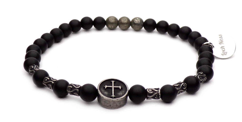 bracelet perles noir symbole croix