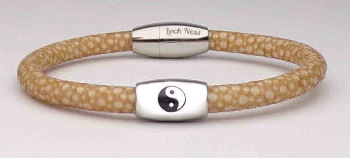 bracelet cuir galuchat beige et yin yang